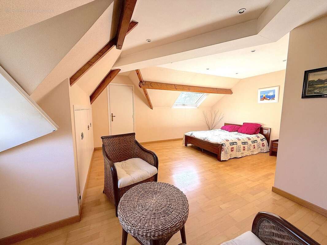 Maison à VILLECRESNES