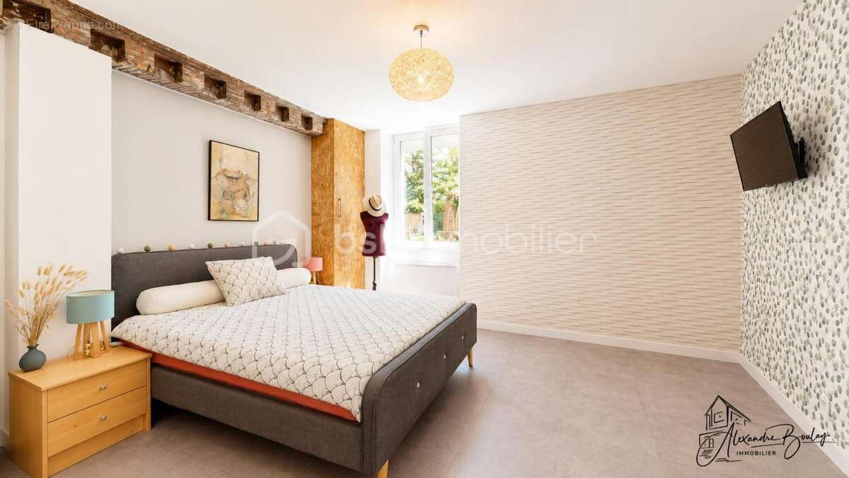 Corps de ferme exceptionnel – Trois habitations rénovées – Plus de 400 m² de dépendances – 9 913 m² de terrain - photo 12