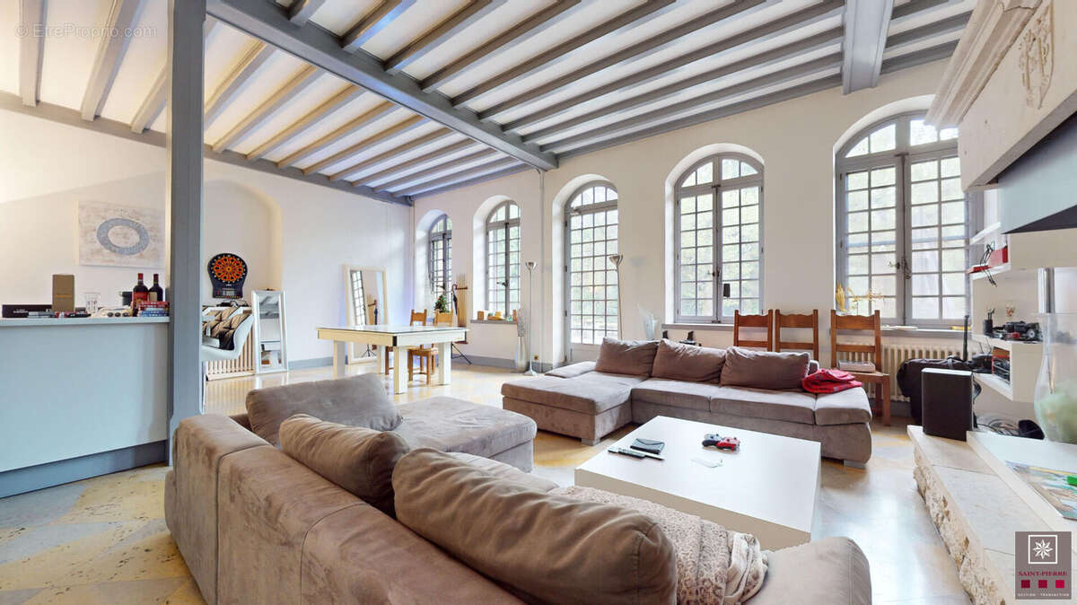 Maison à SERRIERES-DE-BRIORD