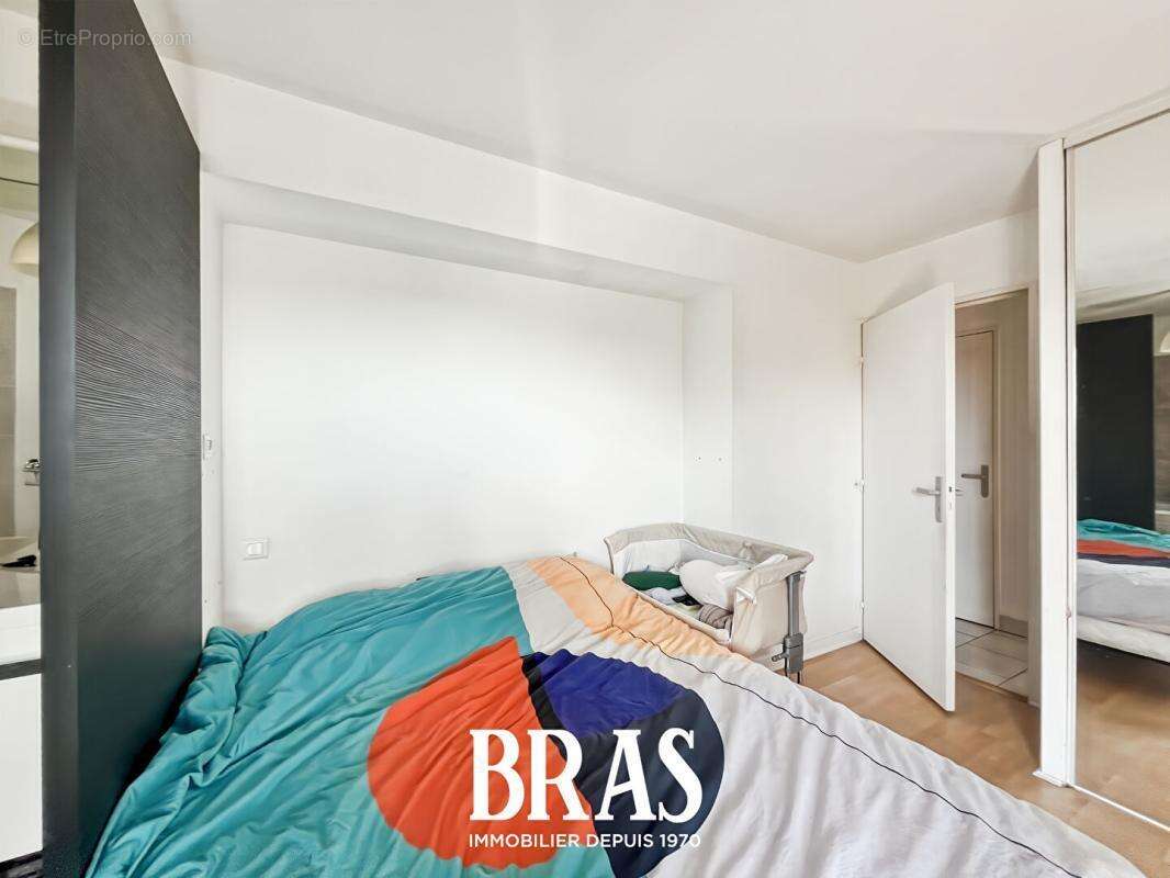 ROUTE DE SAINTE LUCE - T4 avec garage et balcon - photo 4