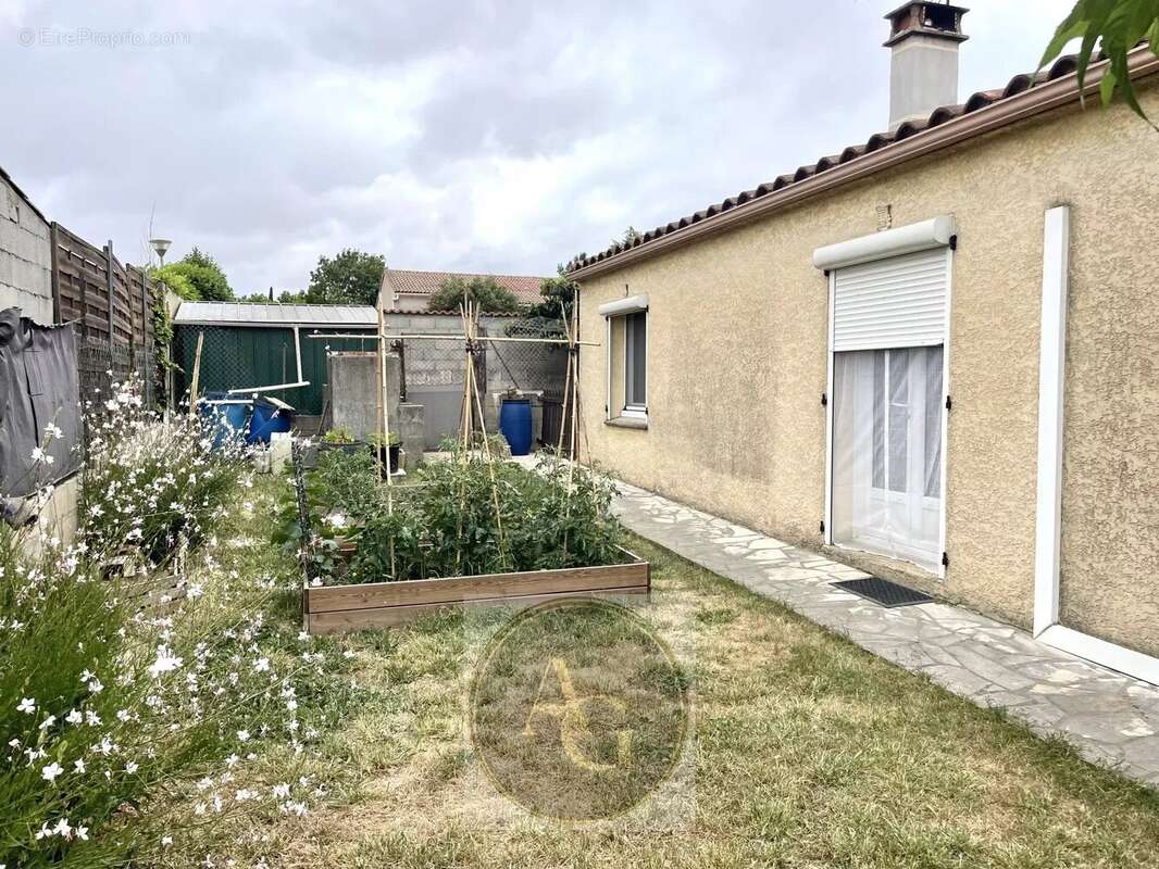Maison à PENNAUTIER