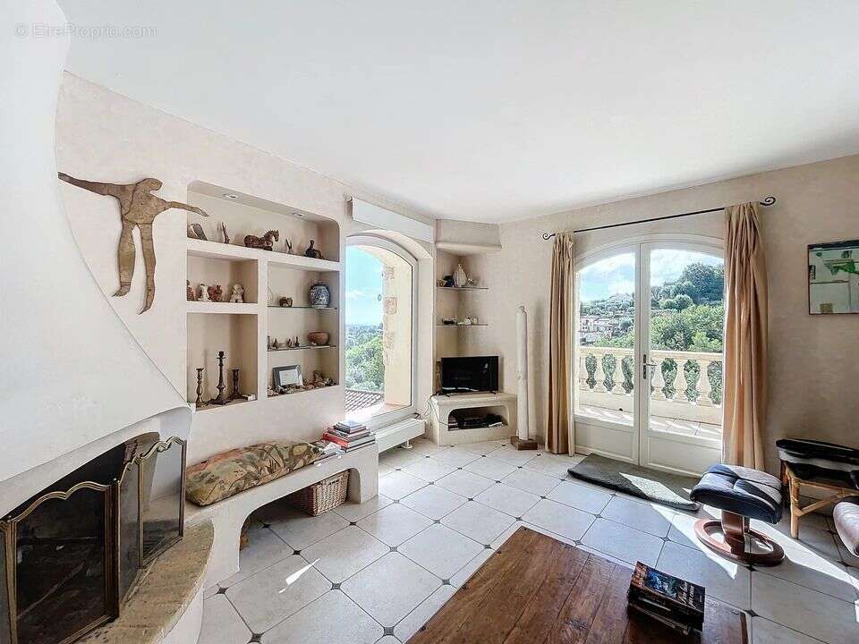Maison à LE ROURET