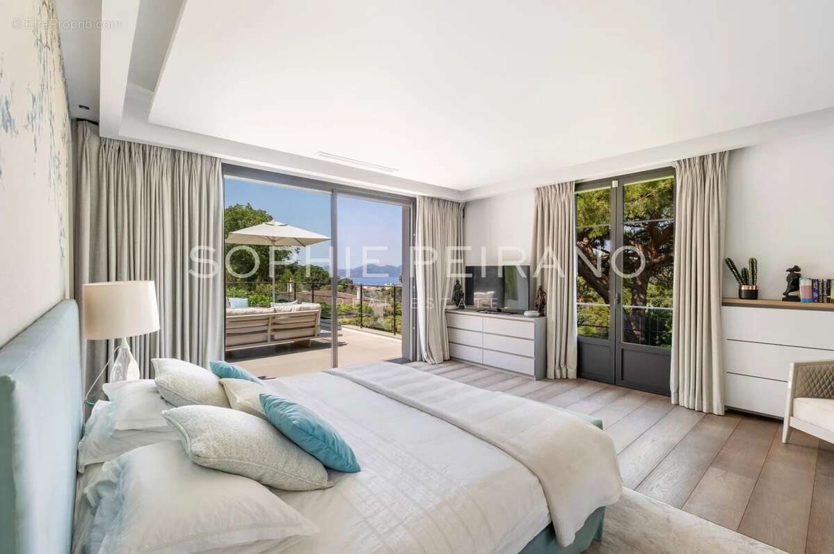 Cannes - villa contemporaine vue mer - photo 7