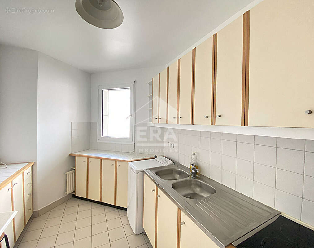 Appartement à LEVALLOIS-PERRET