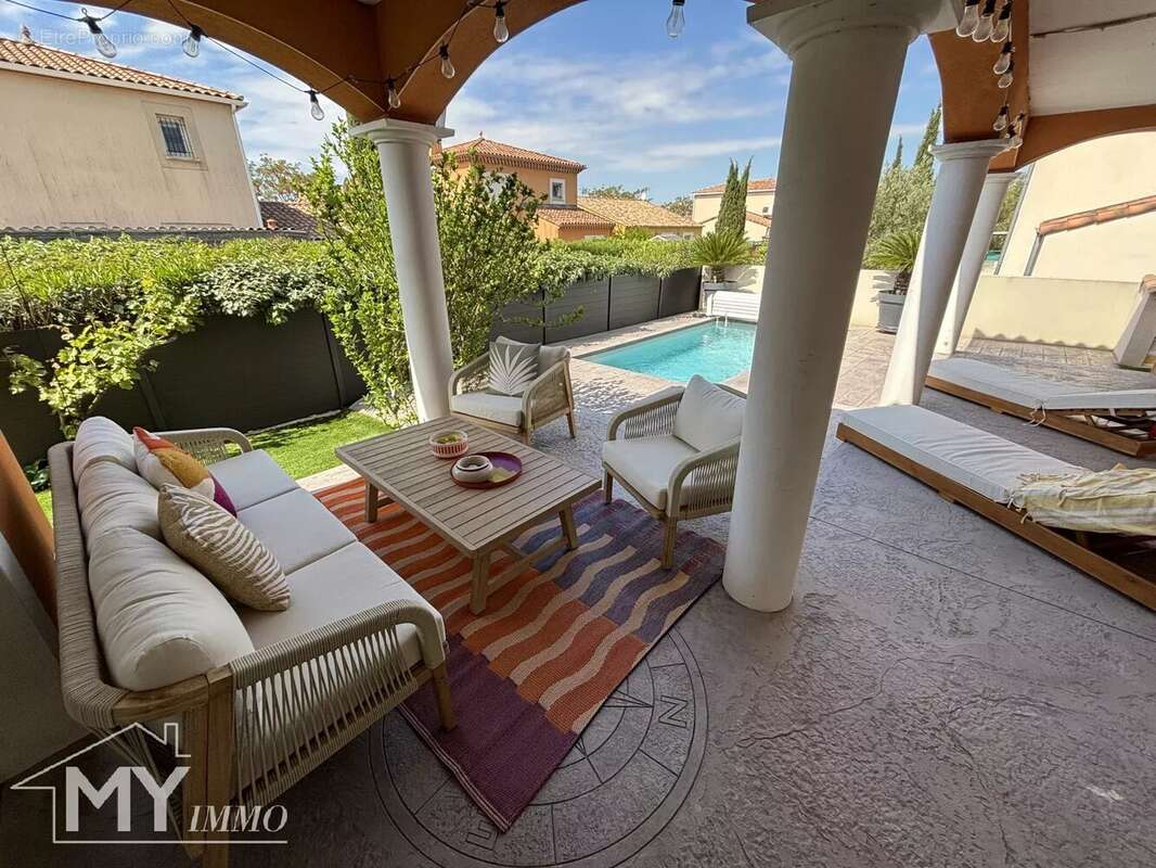 Maison à VILLENEUVE-LES-MAGUELONE