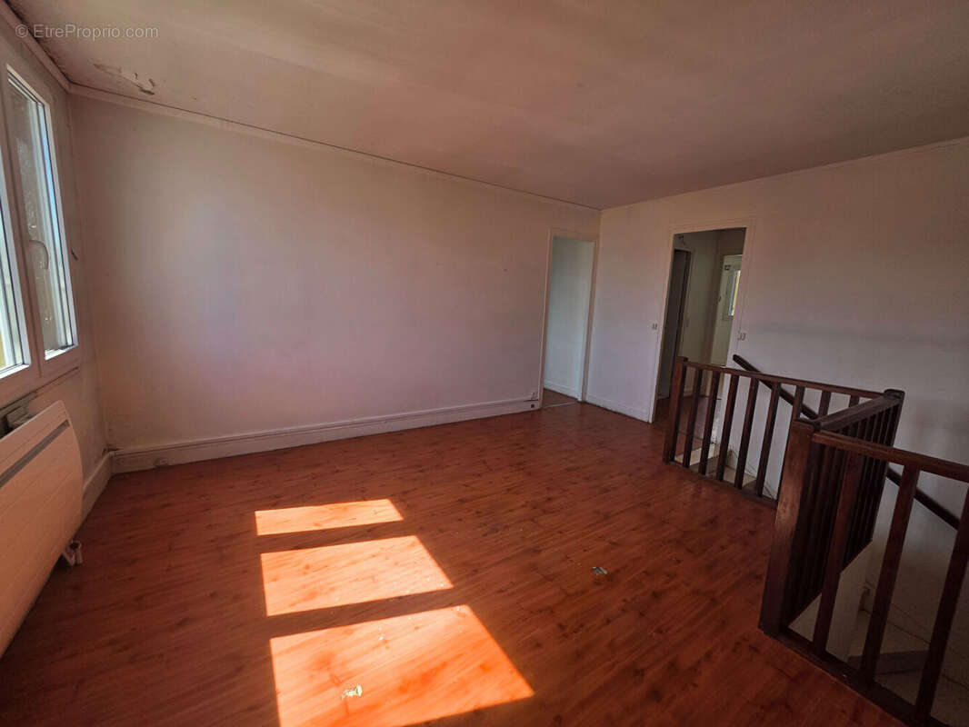 Appartement 3 pièces à vendre au Mesnil-le-Roi - Idéal investisseur - photo 3
