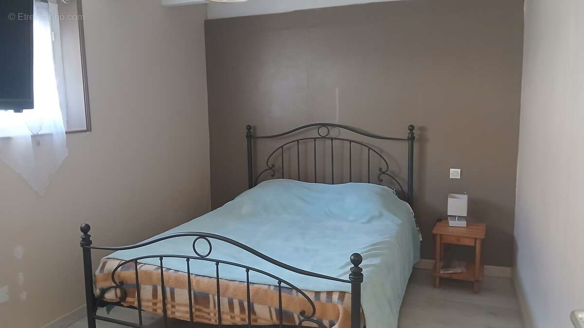 Maison 197 m² à Courgeac  - photo 12