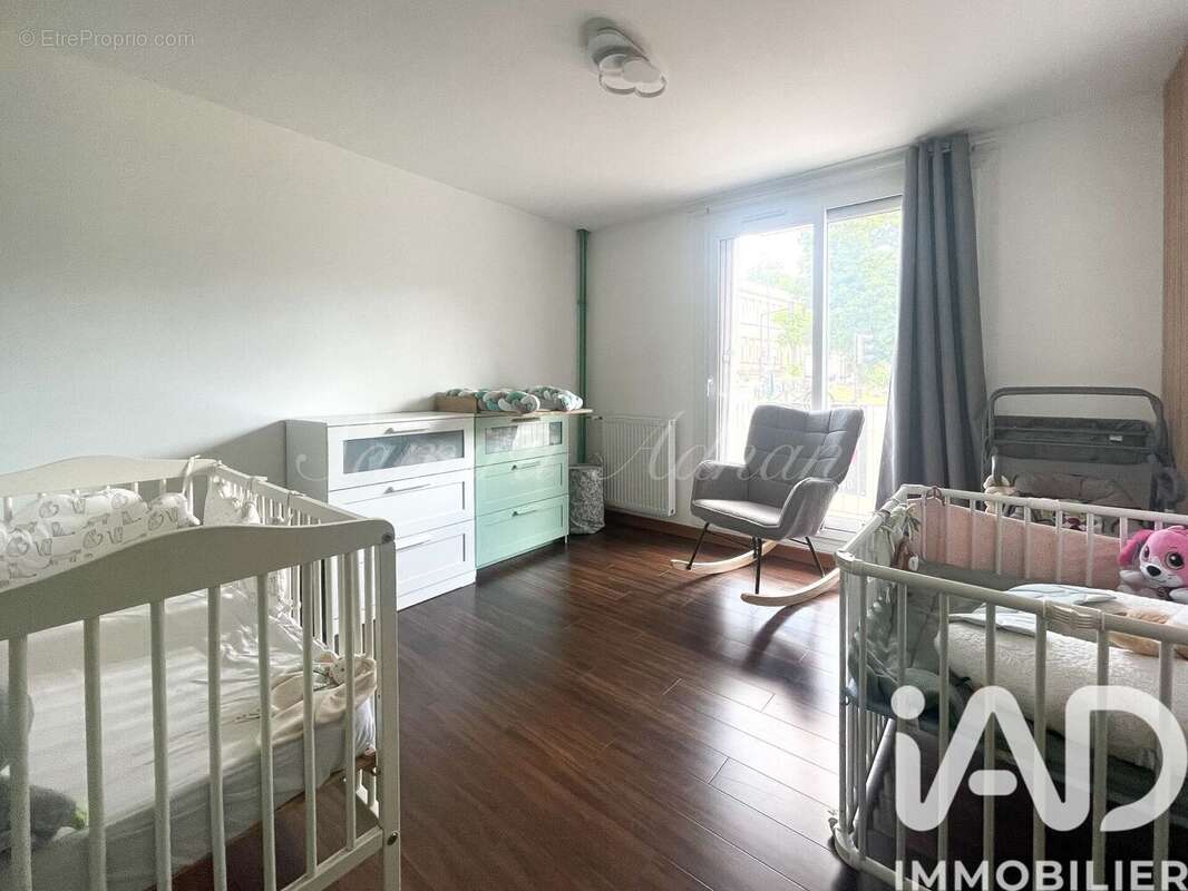 Photo 6 - Appartement à RUEIL-MALMAISON