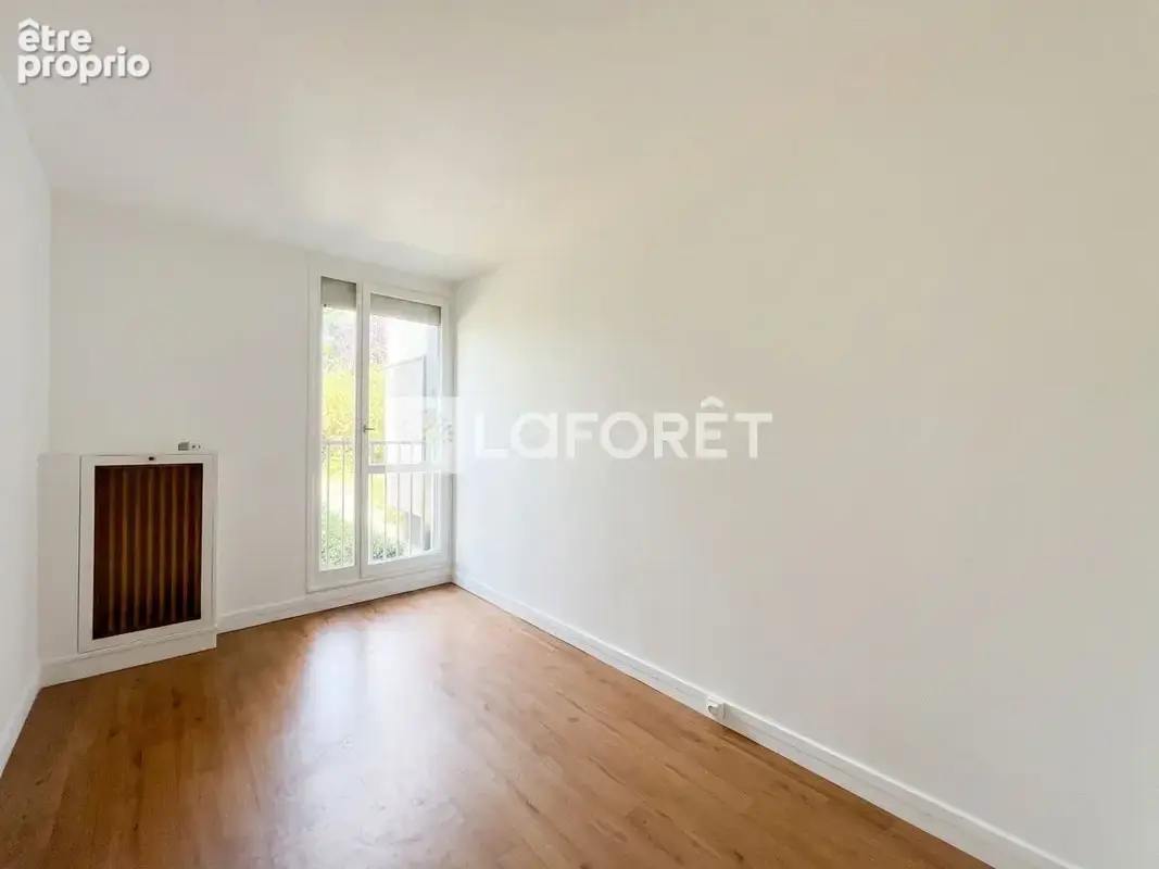 Appartement Villejuif 5 pièce(s) 85.48 m2 - photo 10