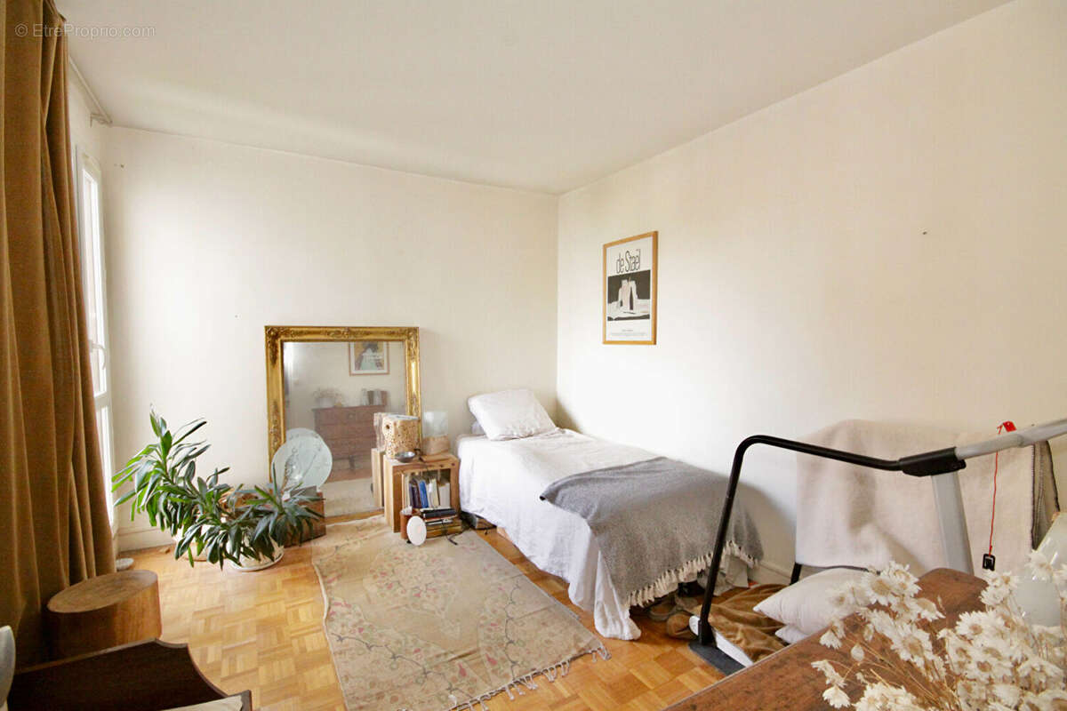 Appartement à FONTENAY-SOUS-BOIS