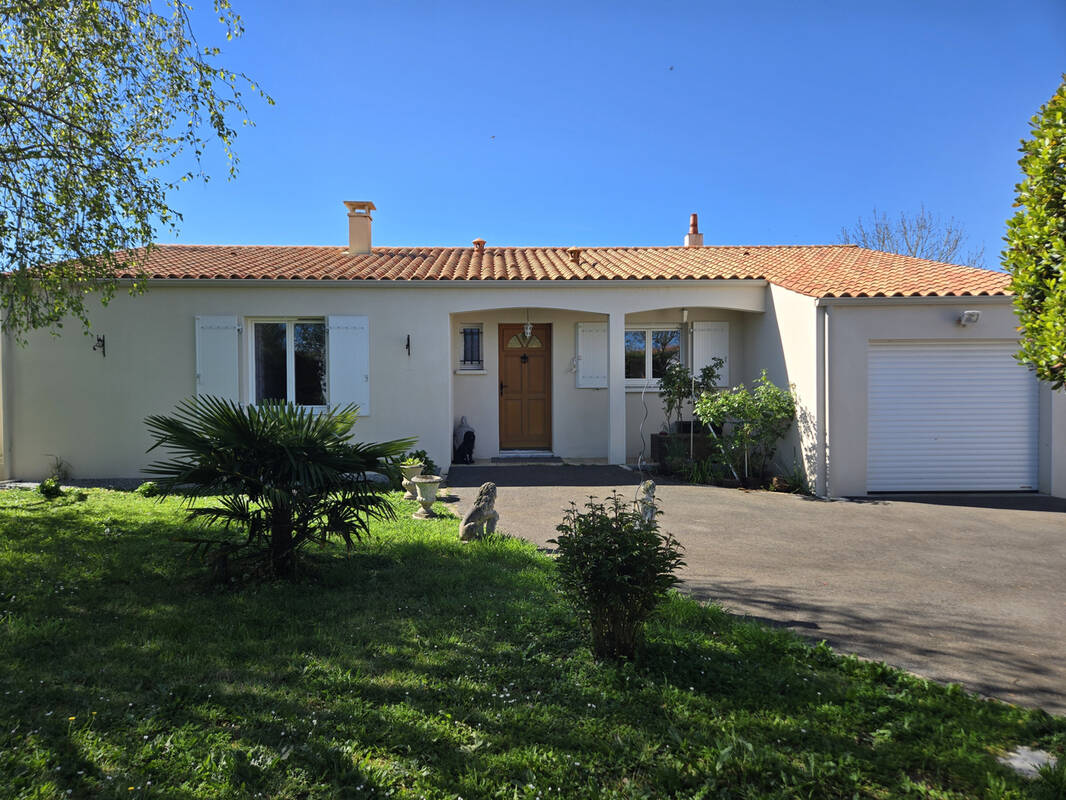 Maison à BREUIL-MAGNE