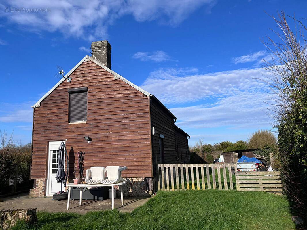 Maison à LA FERTE-FRENEL