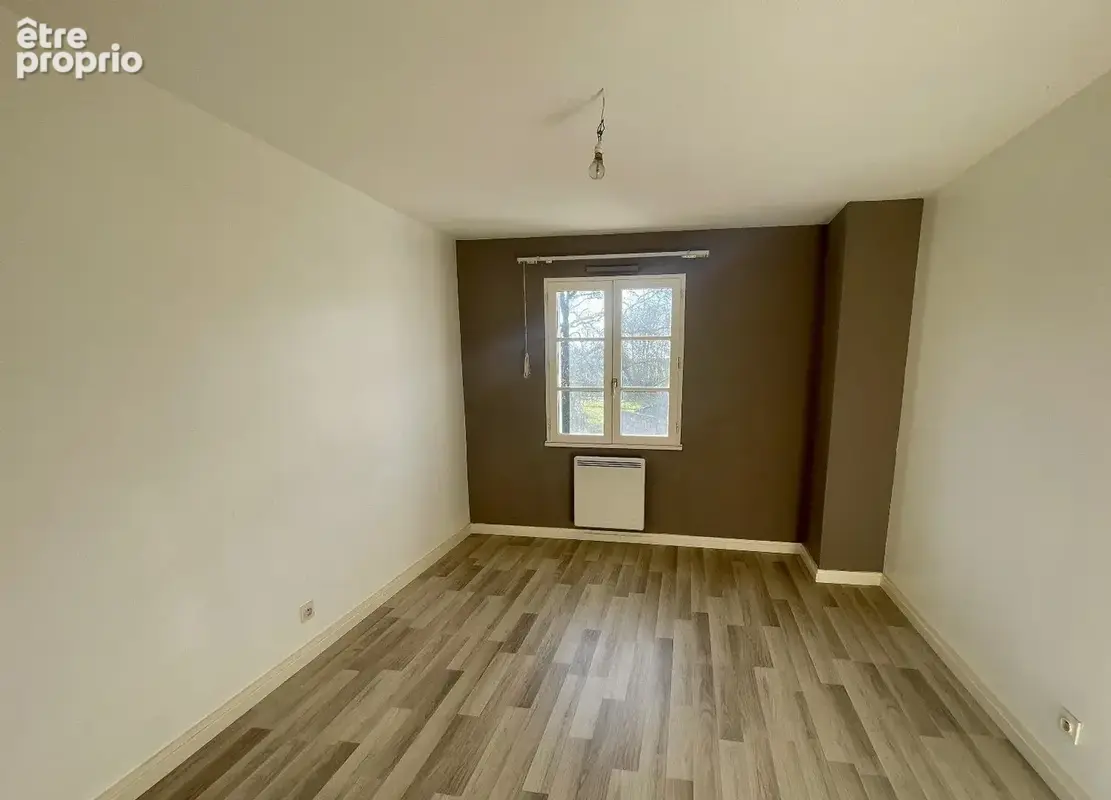 Ensemble de 2 maisons, 135 m² et 65 m², 3 km d'AULNAY et tous commerces, cadre très joli - photo 11