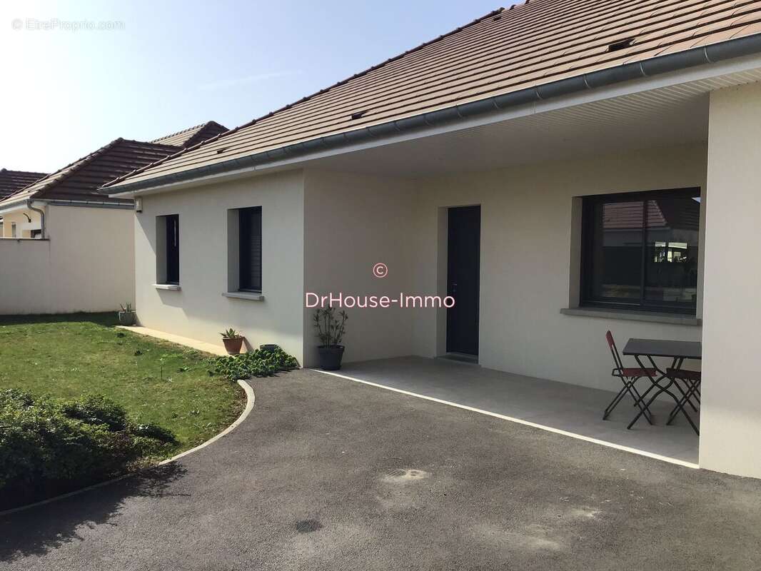 Maison 140 m² à Breviandes  - photo 4
