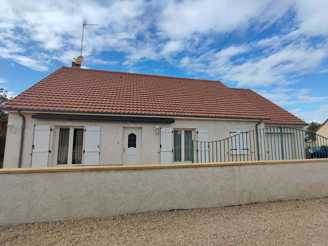 Maison à BALLAN-MIRE