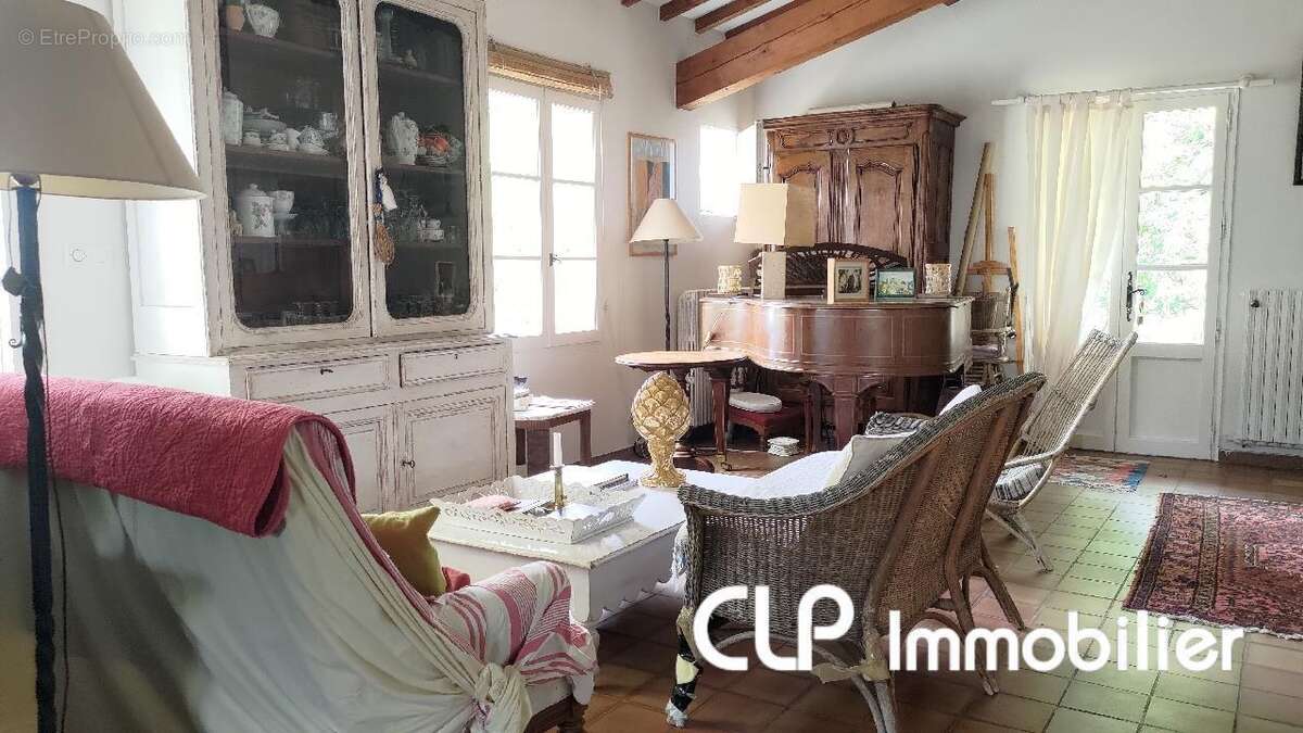 Maison 147 m² à Savasse  - photo 3