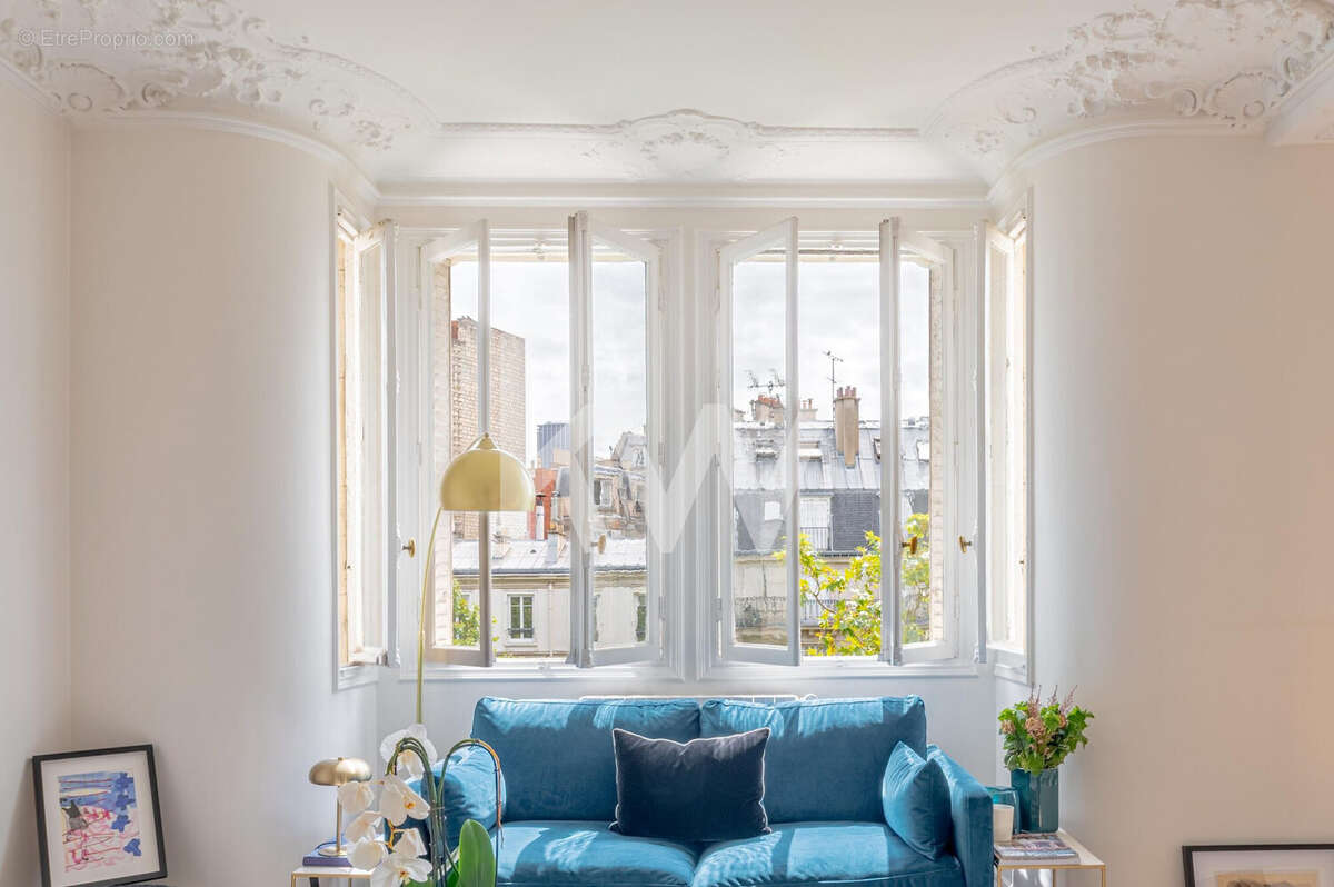 Appartement à PARIS-15E