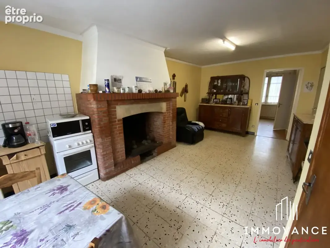 Maison 6 pièces 109 m² à vendre à Saint-Jean-Du-Bruel (12230) - photo 1