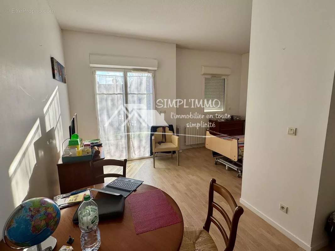 Appartement à ECHILLAIS