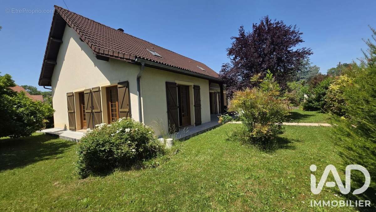 Photo 2 - Maison à SAUVAGNON