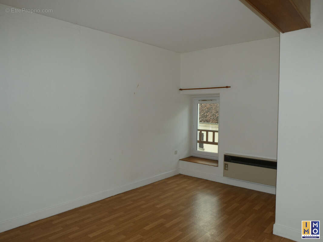 Maison 92 m² à Sainte-Solange  - photo 6