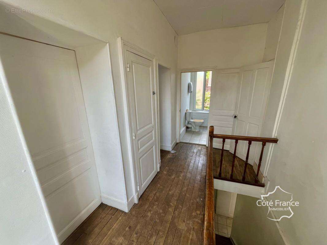 CLAMECY   Maison de 4 chambres rénovée avec jardin, cave et - photo 13