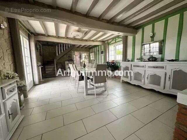 Maison à CAUVILLE-SUR-MER