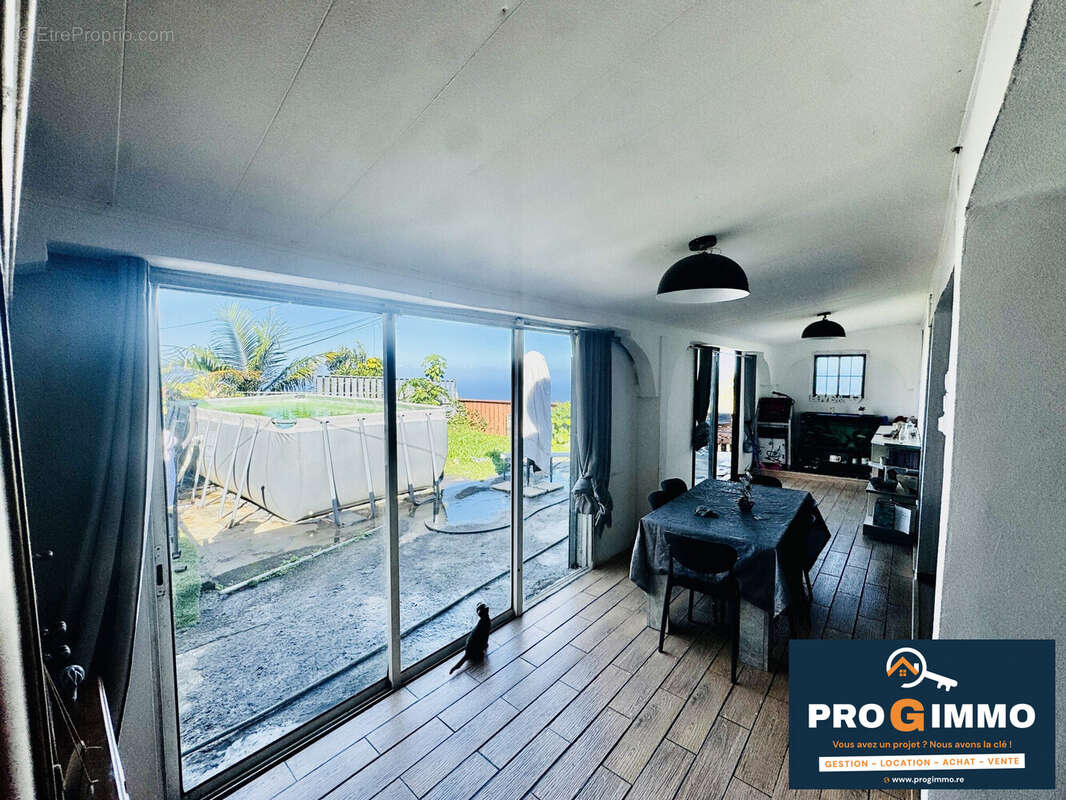 Maison 82 m² à Saint-Joseph  - photo 8