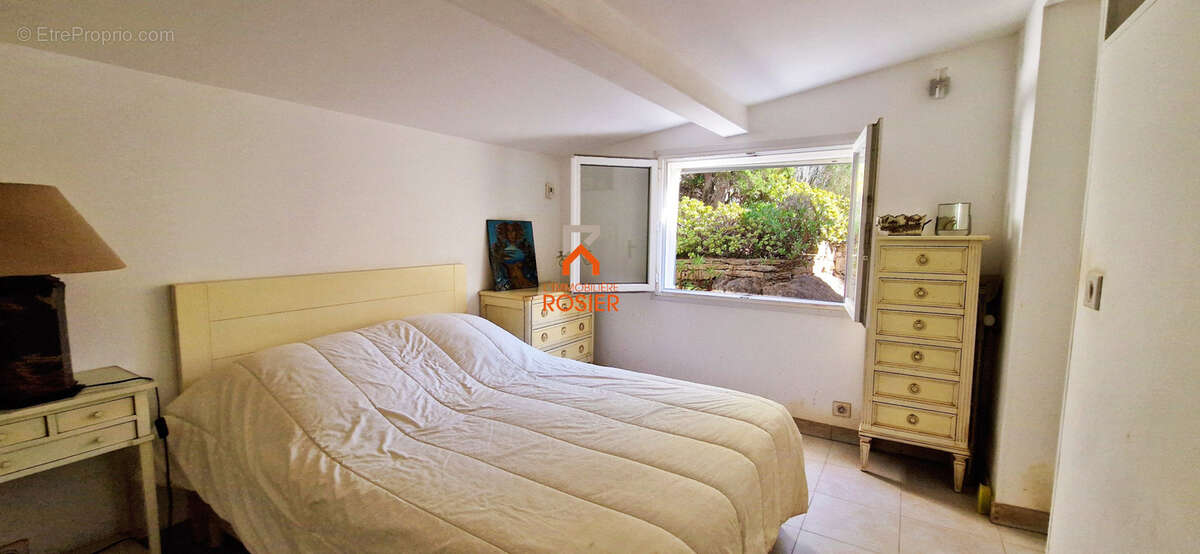 Maison à HYERES