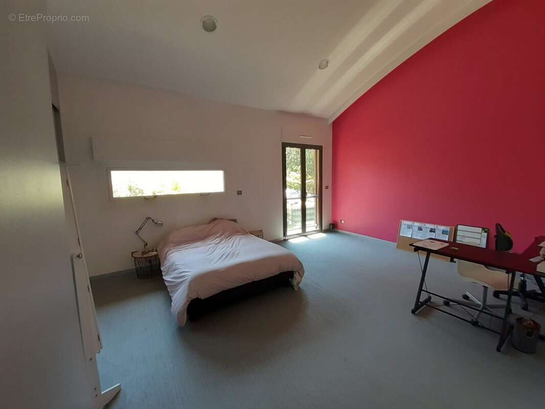 Maison à VOUNEUIL-SOUS-BIARD