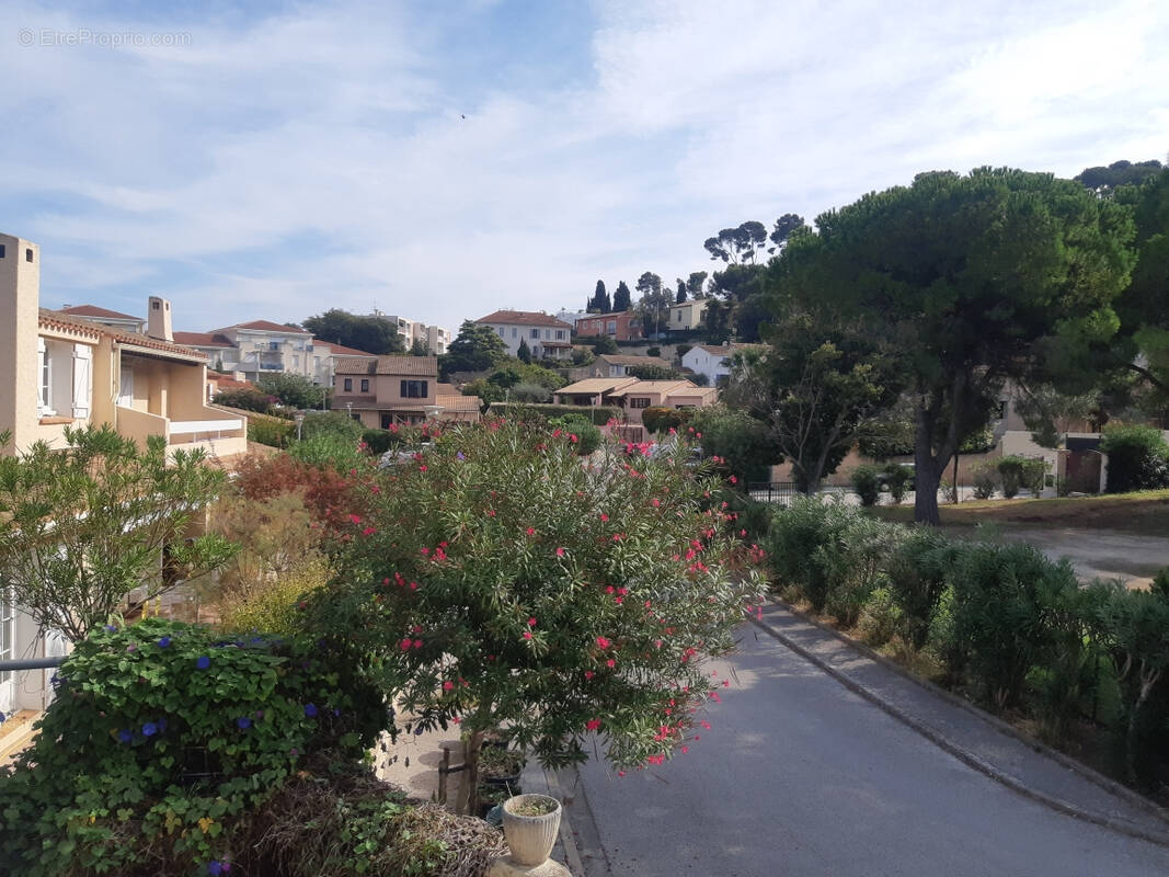 Appartement à HYERES