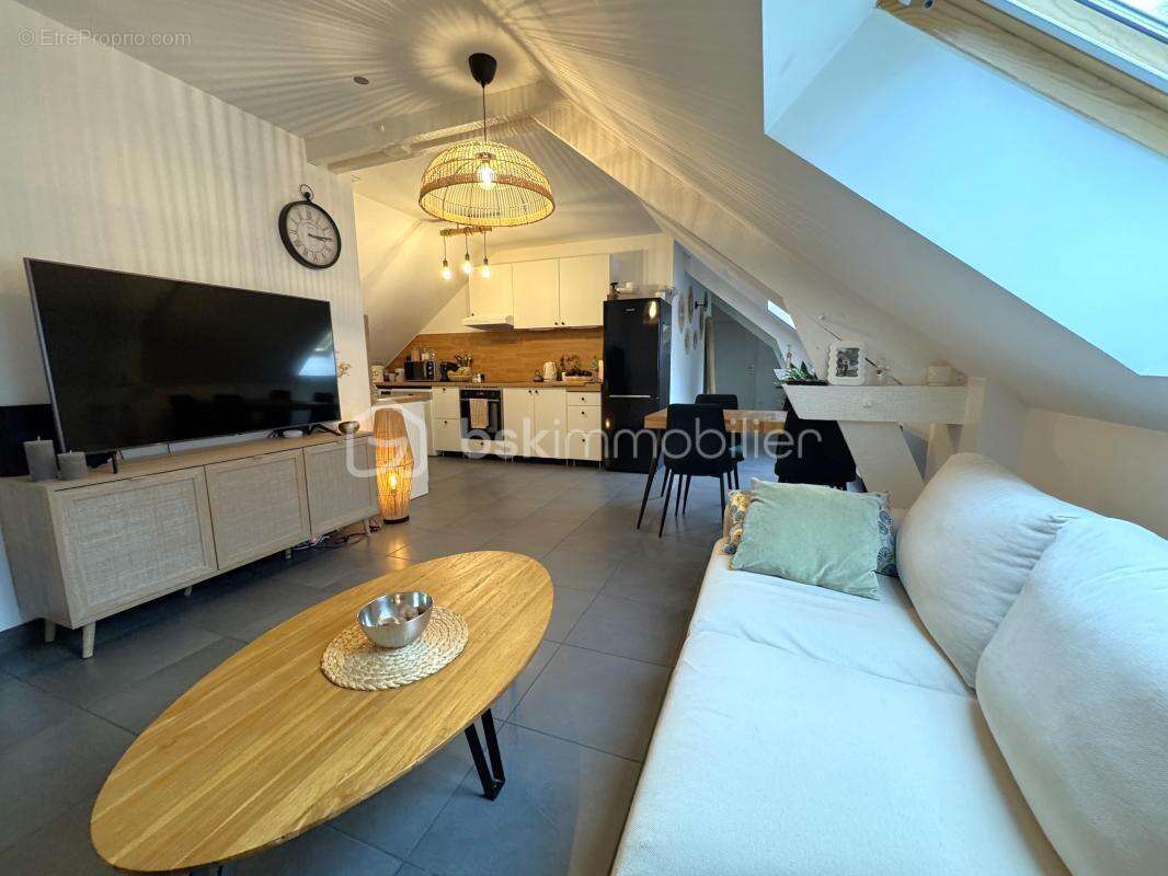 Appartement à FONTENAY-LE-VICOMTE