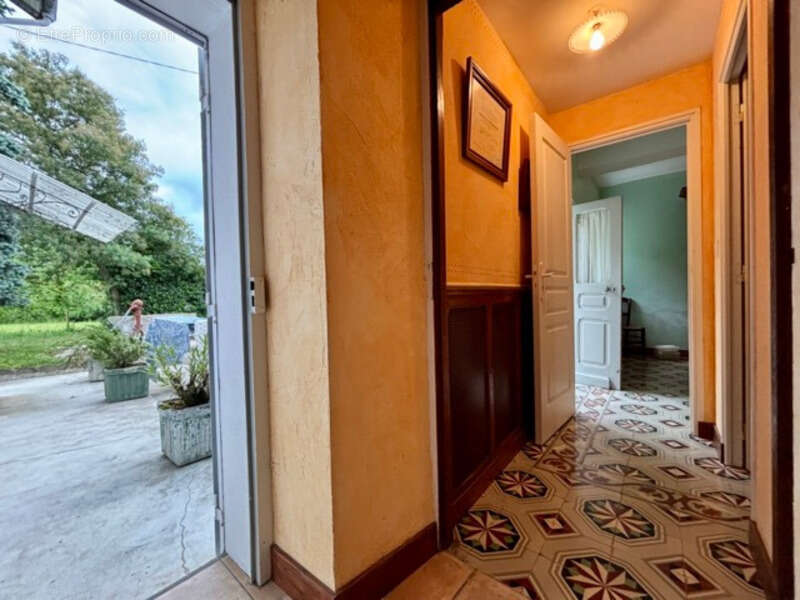 Maison à TRIE-SUR-BAISE