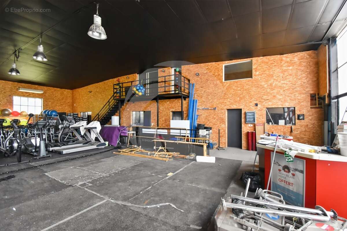 Commerce à SEPTFONDS