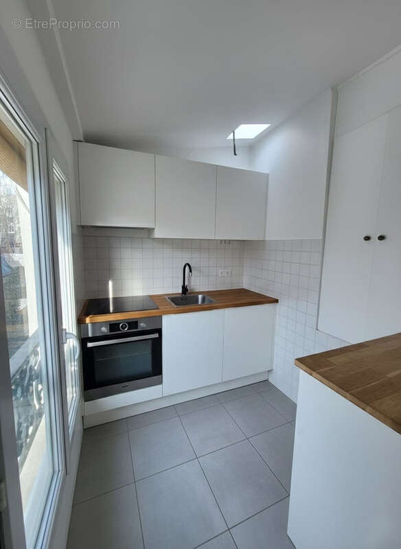 Appartement à PARIS-19E