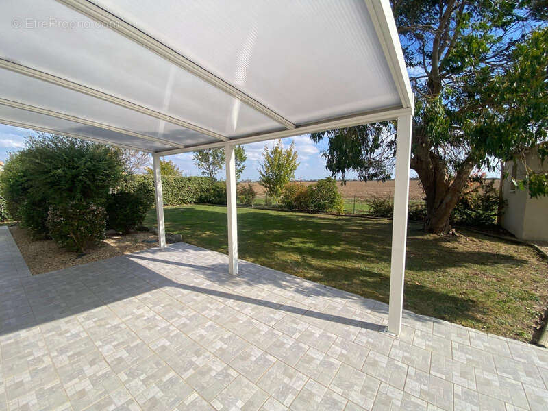 Maison à SAINT-MICHEL-EN-L&#039;HERM