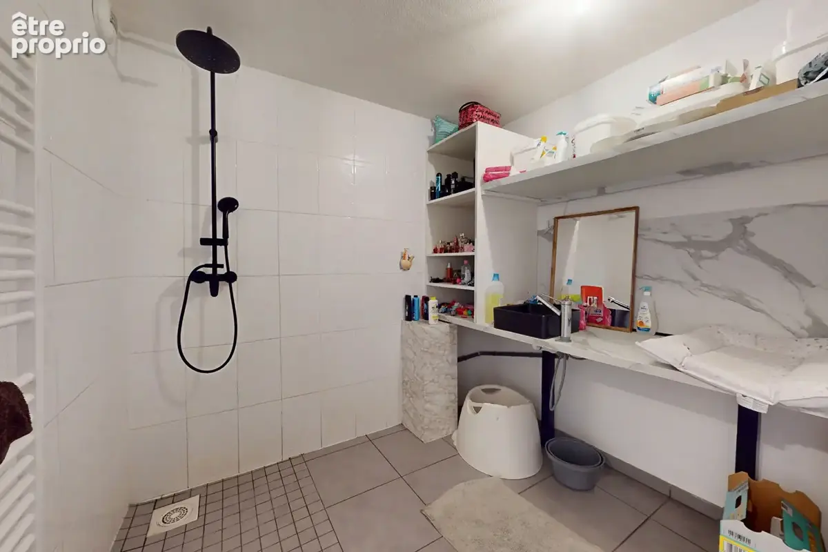 Appartement 3 pièces de 70m2 + Terrasse - Europole / Grenoble / Fontaine - photo 9