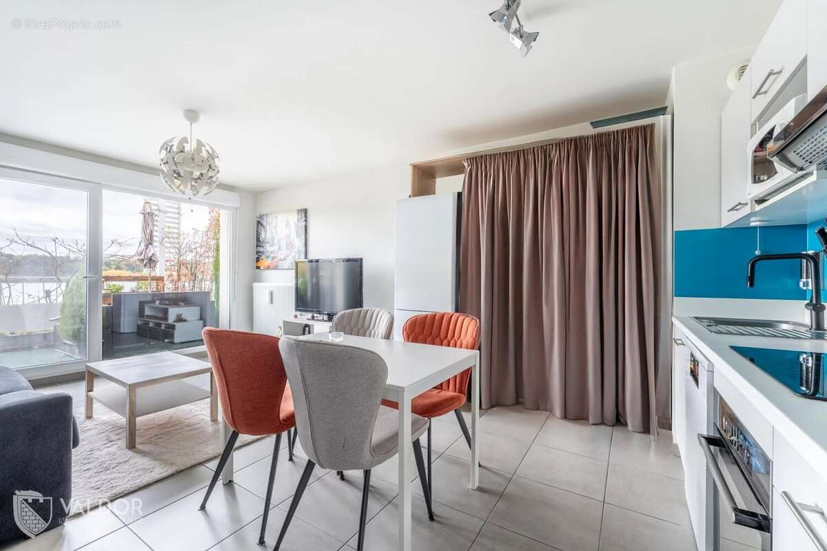 Appartement à ALBIGNY-SUR-SAONE