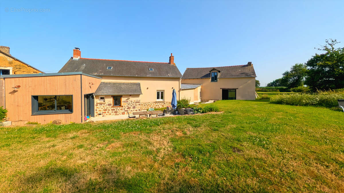 Maison à BEDEE