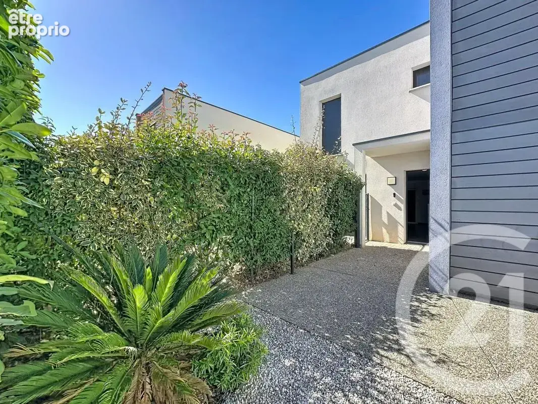 Photo Maison à Chassieu au prix de 458 000€