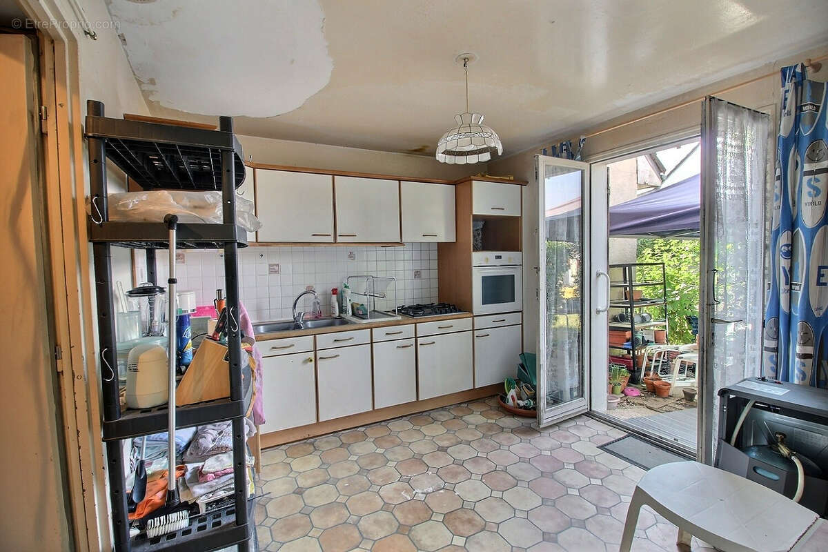 Maison 88 m² à Saint-Florentin  - photo 6