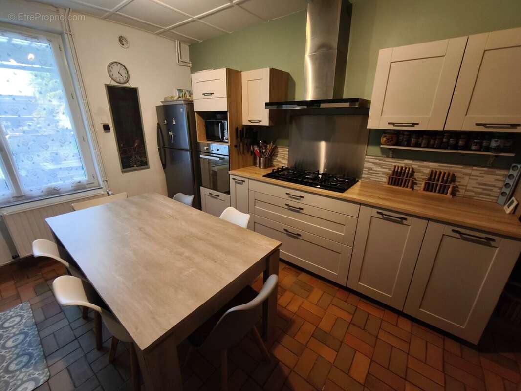 Maison à MONTIGNY-EN-GOHELLE