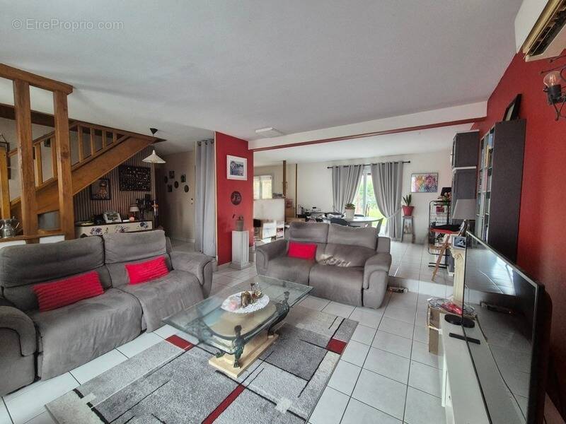 Maison à HOUVILLE-LA-BRANCHE