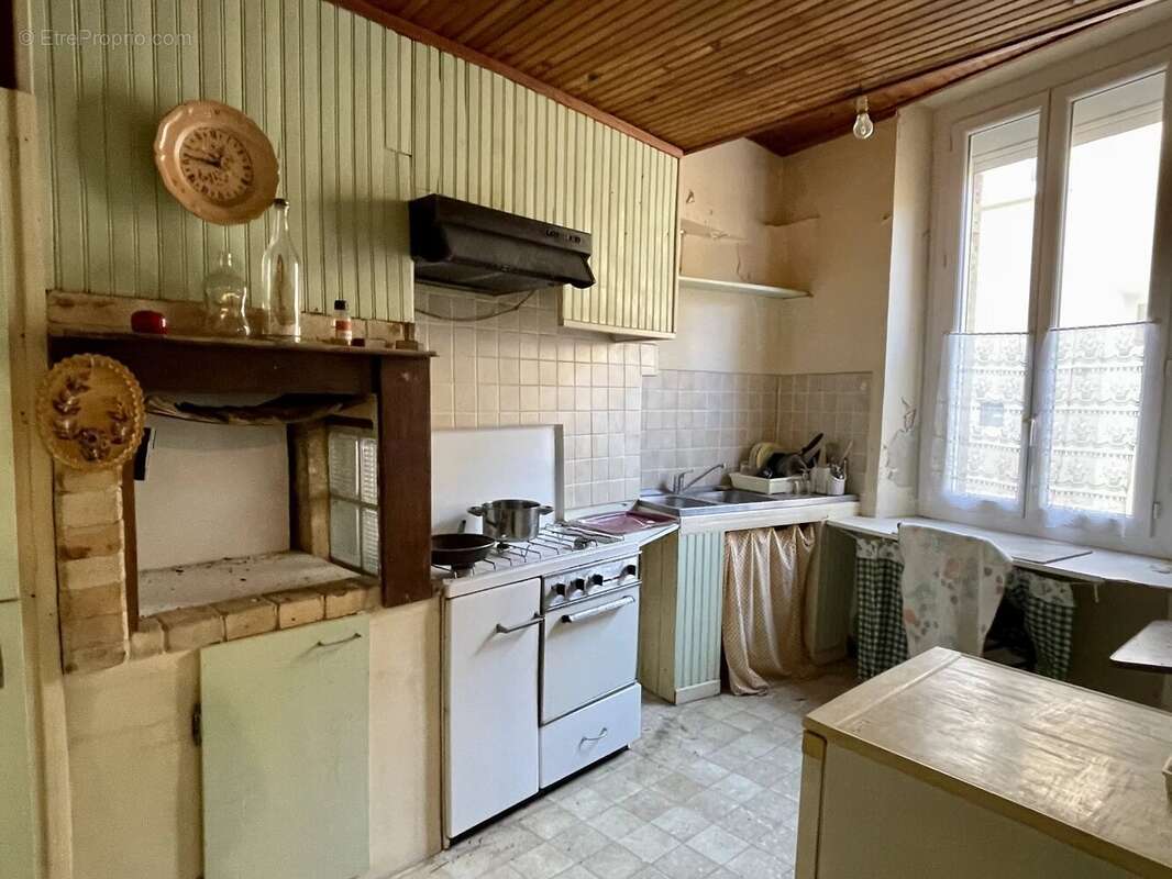 Maison à PEYRIAC-MINERVOIS