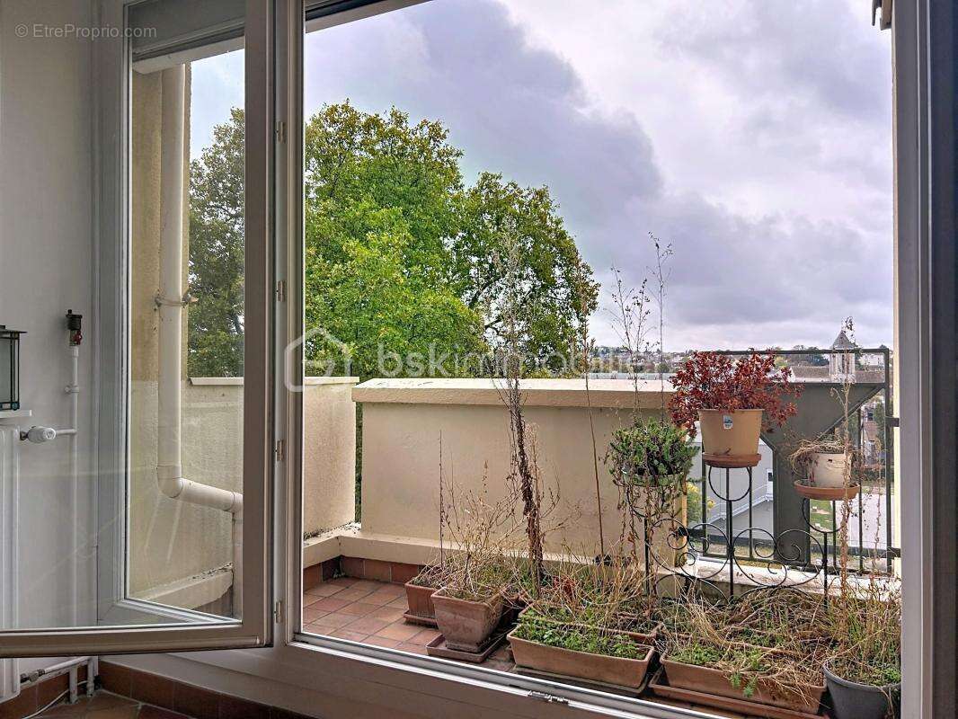 Appartement à CORBEIL-ESSONNES