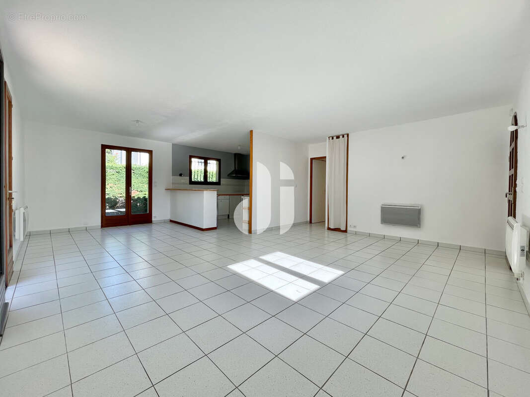 Maison individuelle de plain-pied 4 pièces Villenave-d'Ornon - photo 5