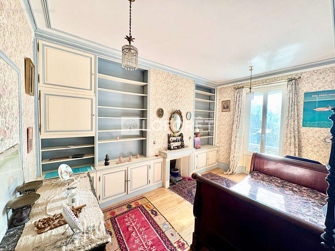 Maison à FONTAINEBLEAU