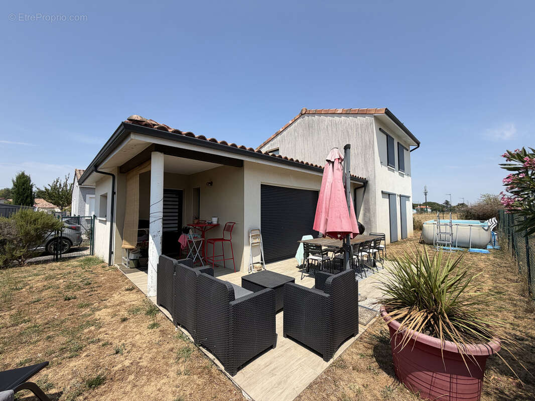 Leguevin : villa 5 pieces avec jardin et abri voiture - photo 13