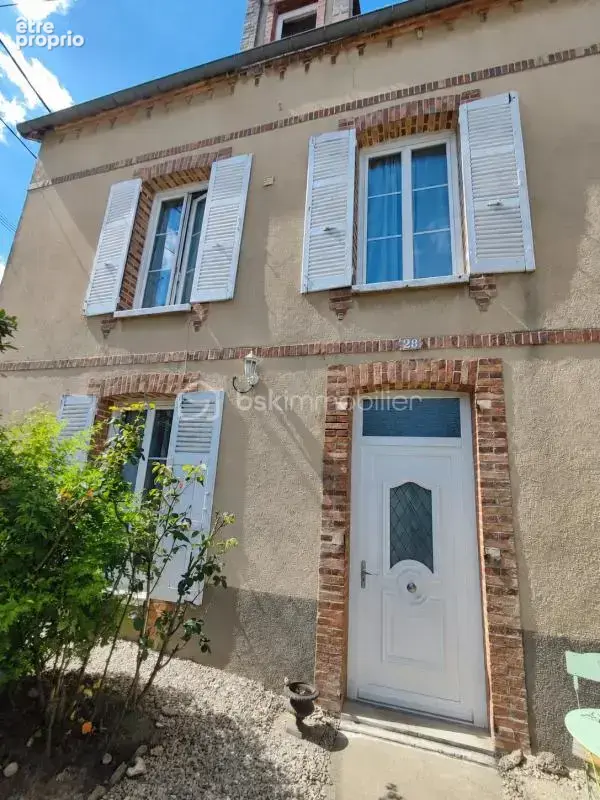 Maison bourgeoise de 100 m² avec cave et extérieurs - photo 20