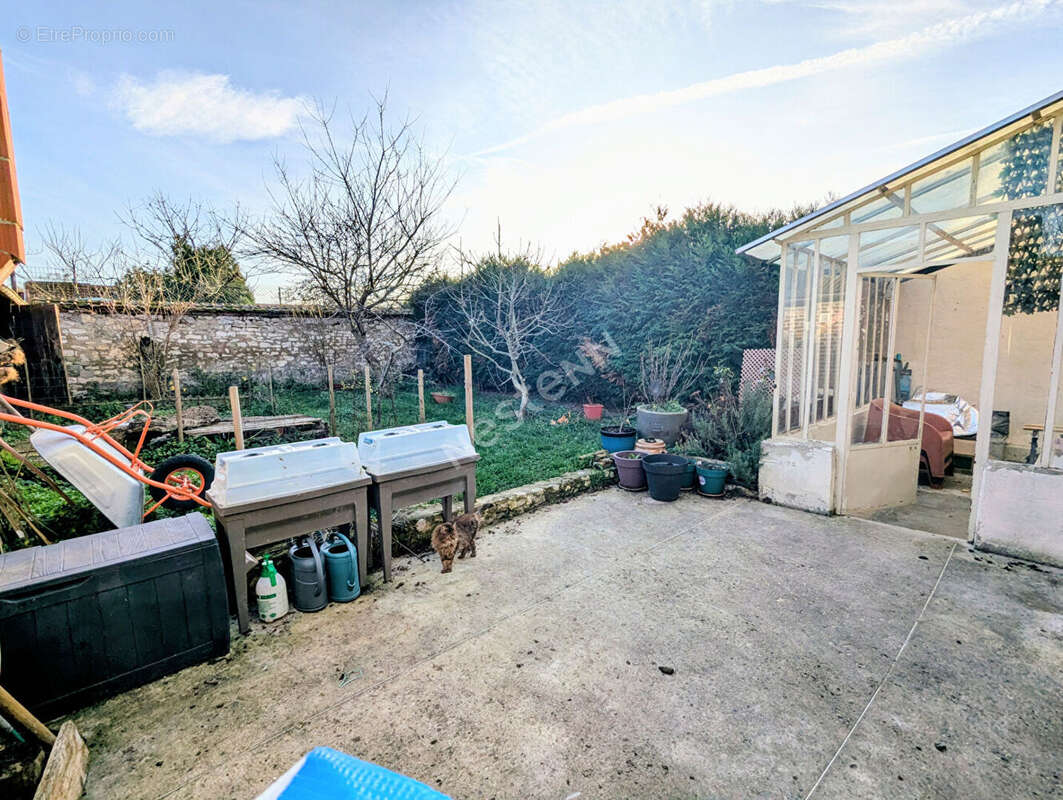 Maison à SAINT-ERME-OUTRE-ET-RAMECOURT